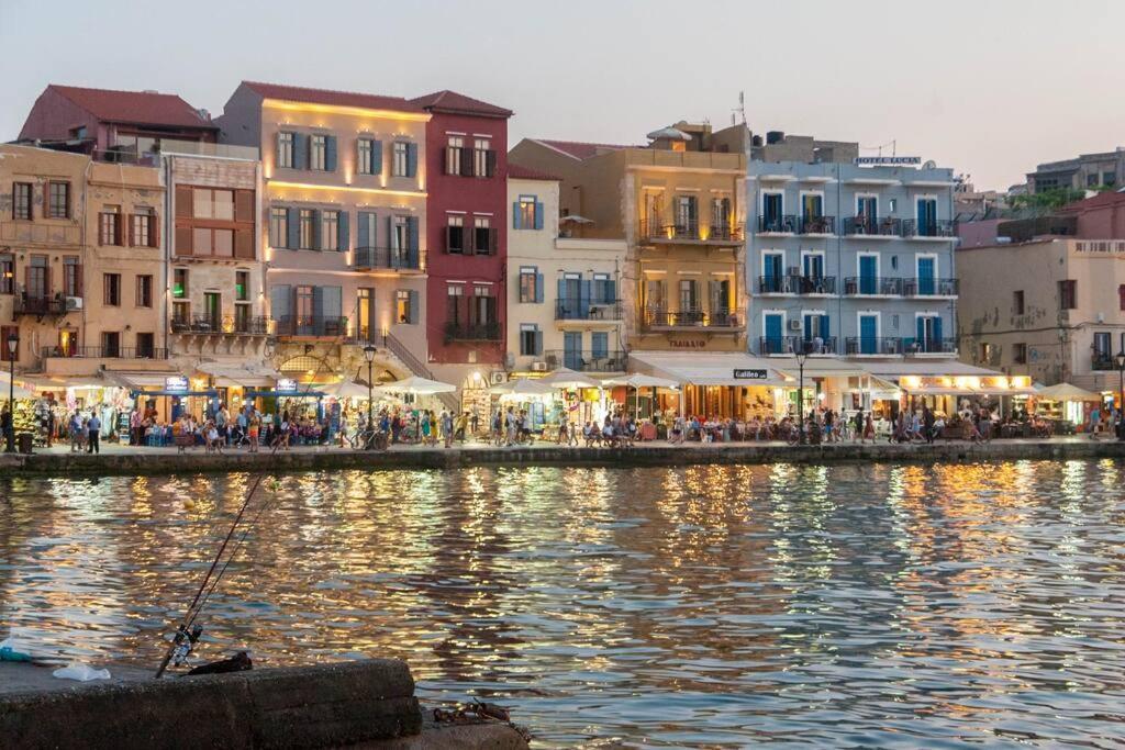 History & Culture In Old Town Chania La Canea Esterno foto